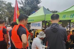 斯基拉：那不勒斯在和森林谈租借曼加拉，含买断选项